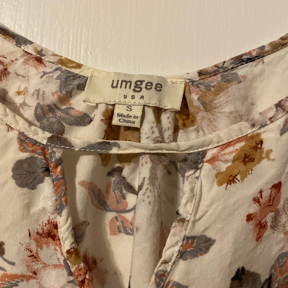 ‼️SOLD‼️ Umgee Tunic - Picture 2 of 3